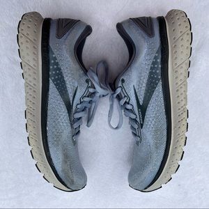 Women’s Brooks Glycerin 18 Running Shoes Size: 8